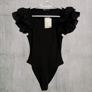 ZARA NWT Black Puff Ruffle Bodysuit Women Medium Ribbed Button Euro Top